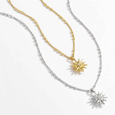 Star Charm Pendant Necklace in Gold